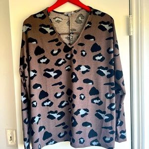 NWOT - Leopard Print Long Sleeve Tee - White Birch - L